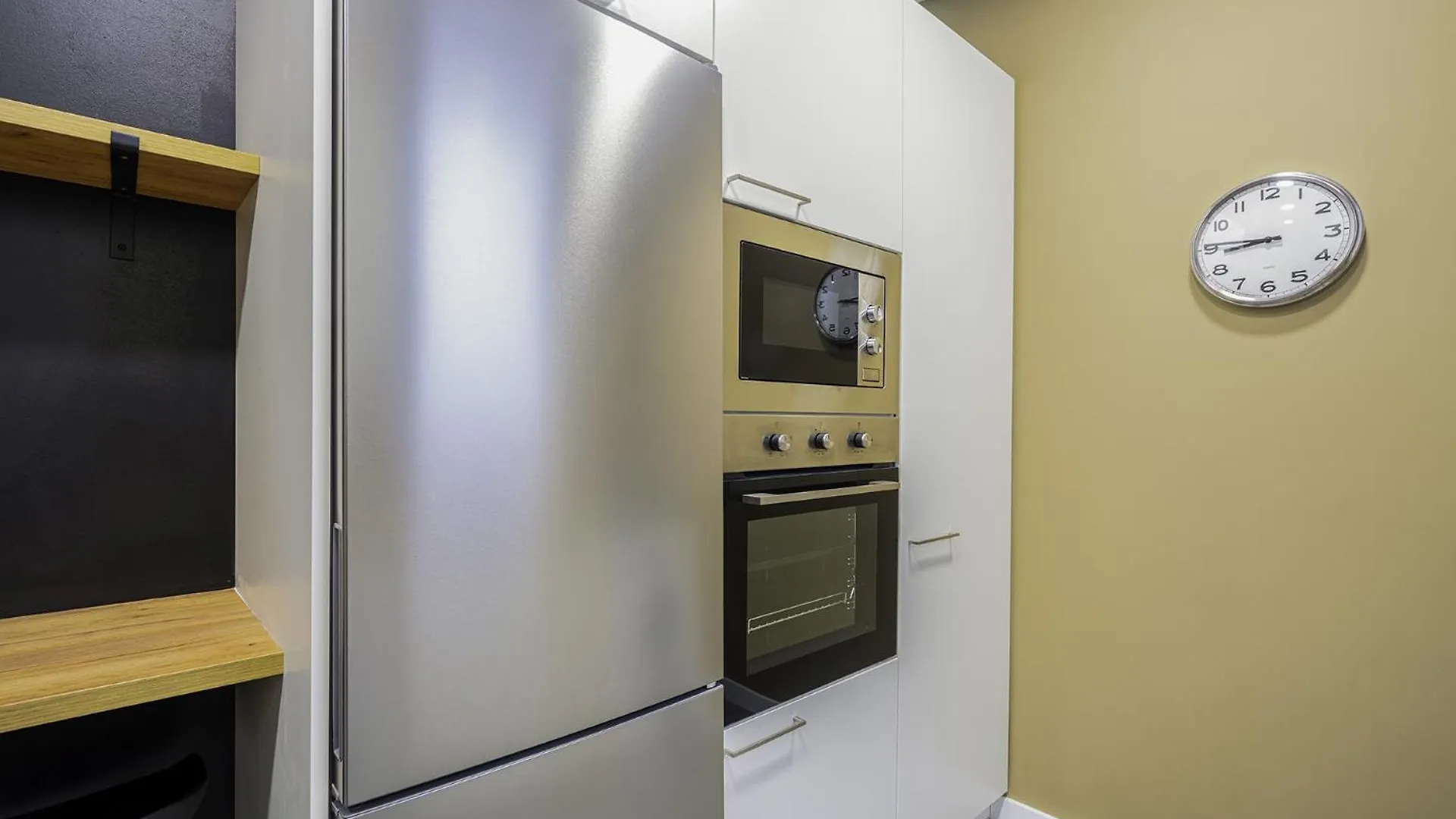 Ola Living Diagonal II Apartments Барселона