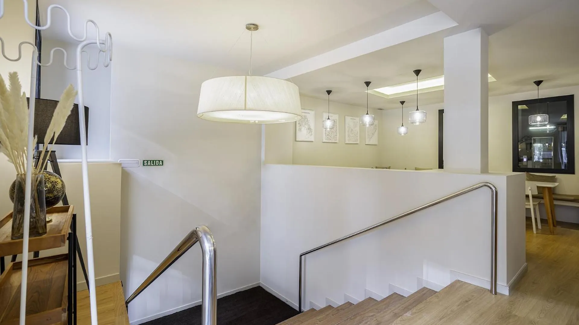 Ola Living Diagonal II Apartments Barcelona 0*,  Španělsko