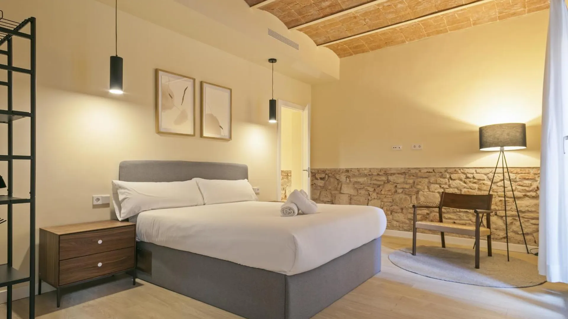 Ola Living Diagonal II Apartments Barcelona